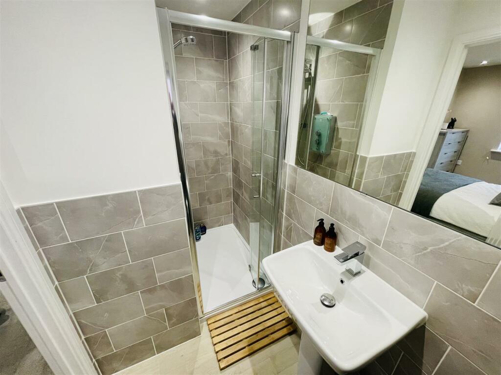 En-Suite Shower Room