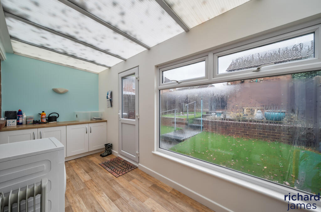 4a6bc7a0e1b74165b17e15380a2dc422