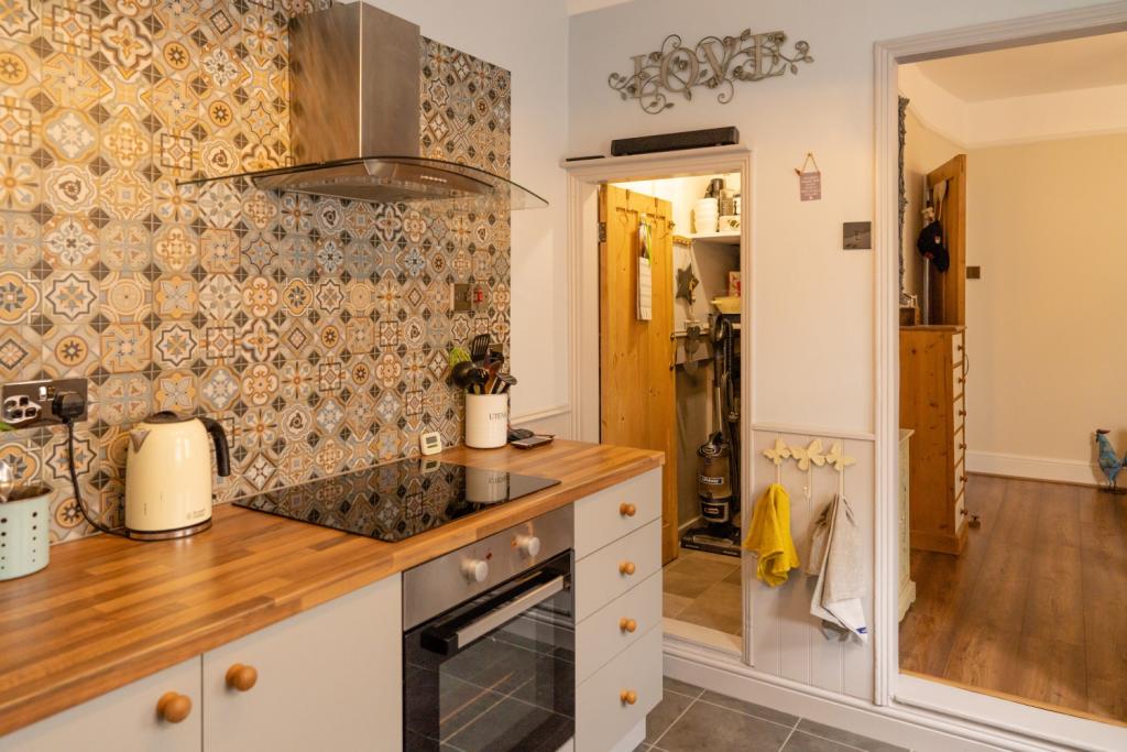 Kitchen 2