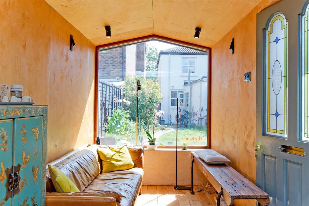 Nordic pod / garden office