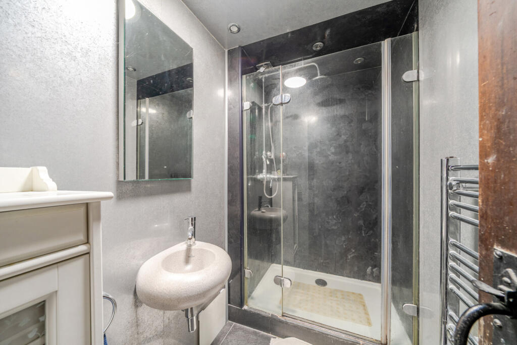 1311540-13-6852a6...