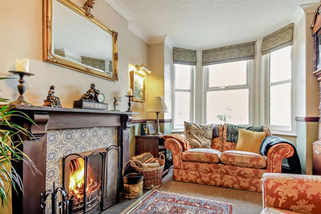 8669234-interior08-800.jpg