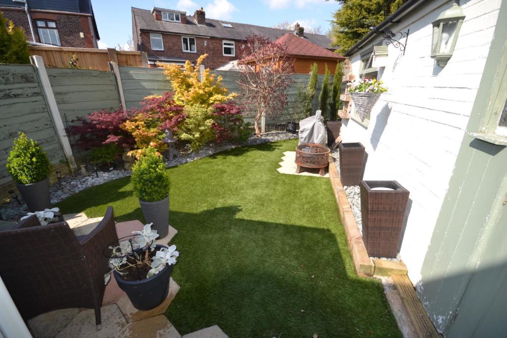 Outside - Rear Garden