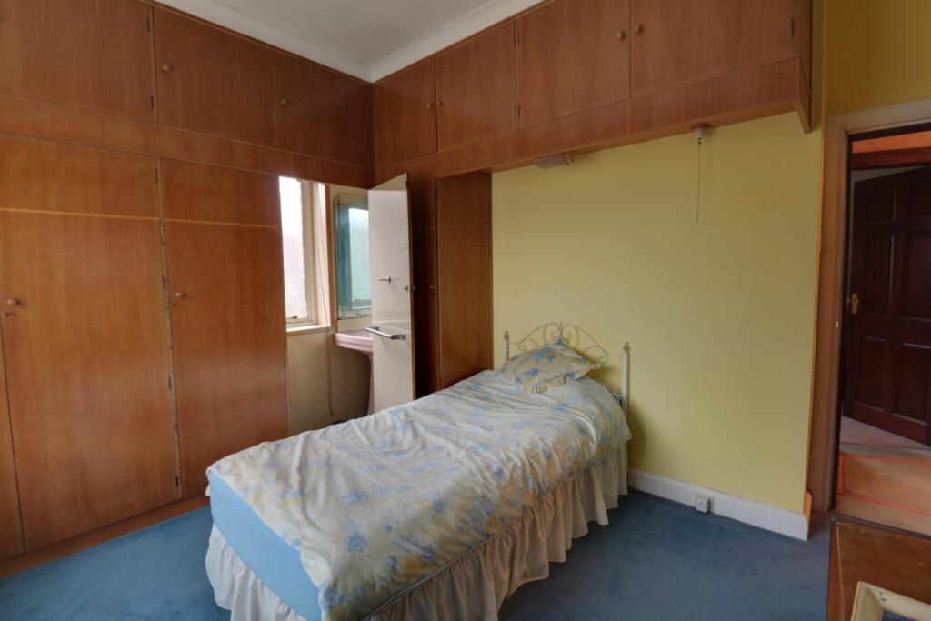 Bedroom 3 (2)