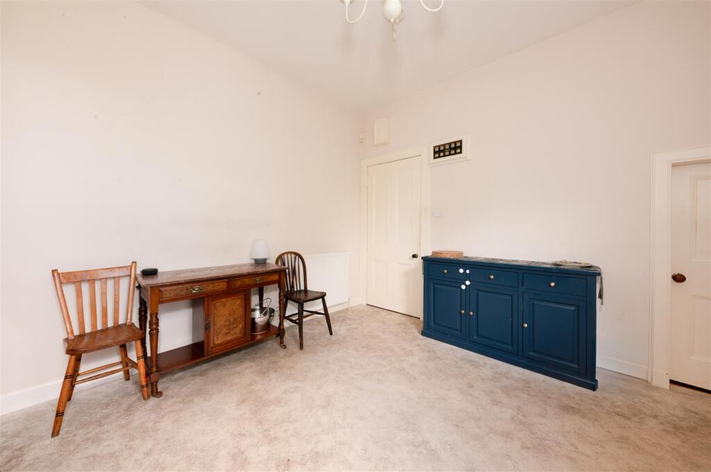 117 Strathern Road BF-6.JPG