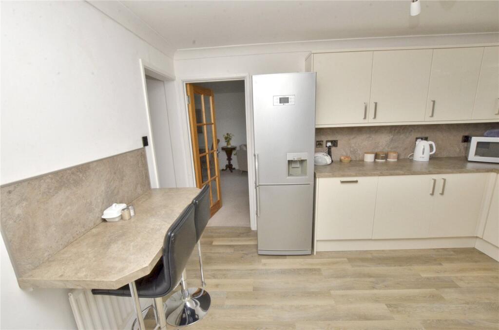 Kitchen/Breakfast Rm