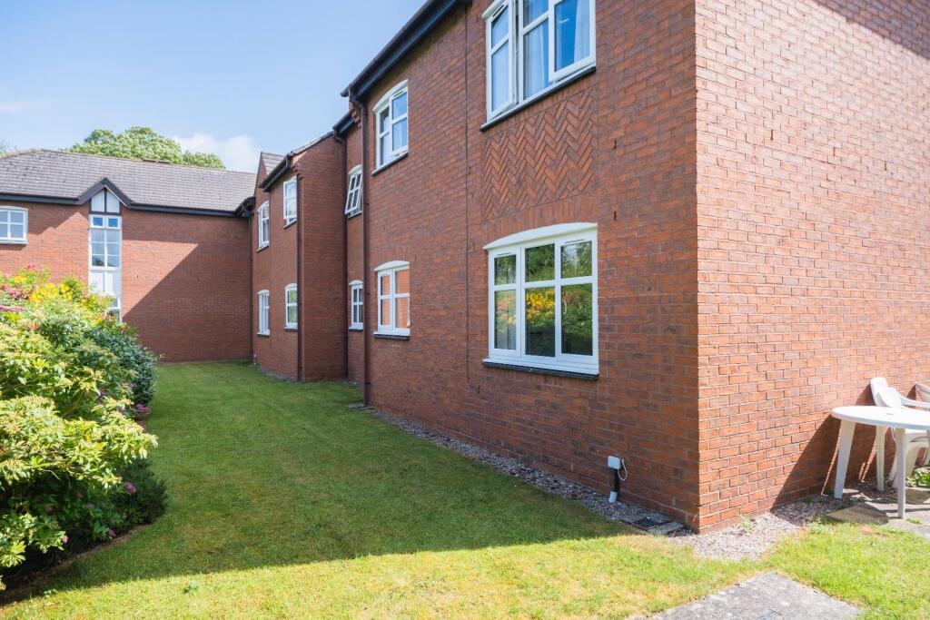 28 Rathbone Park-017.JPG