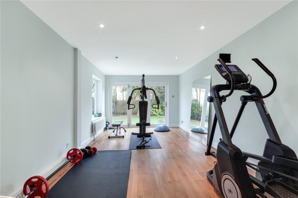 Dining/Gym