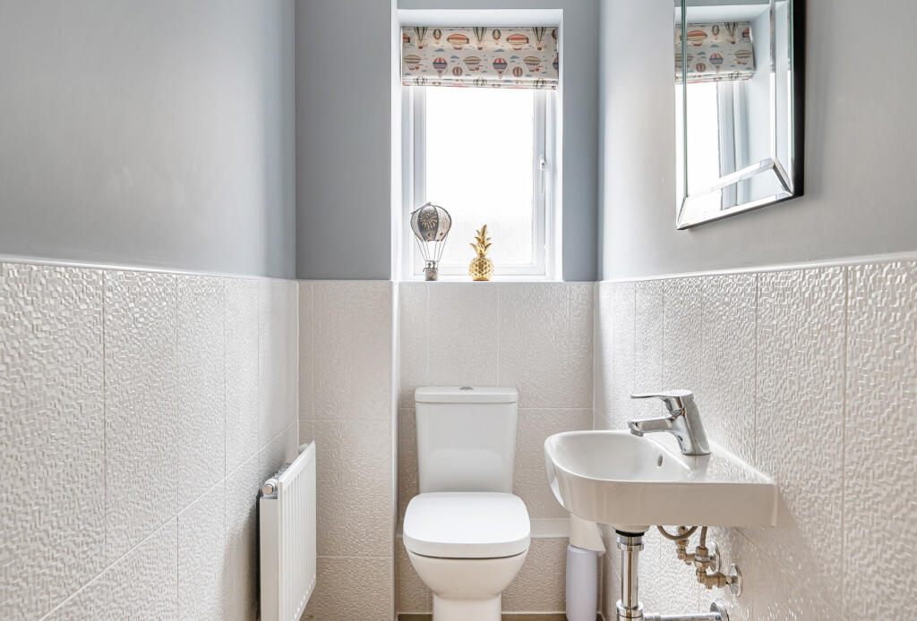 1395769-10-696117...