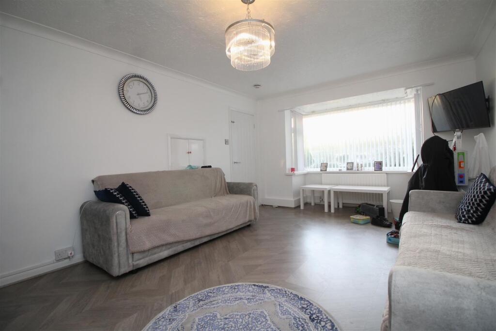living room 1.JPG