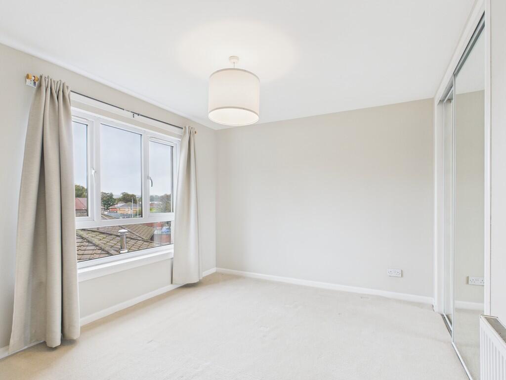 CAM05526G0-PR0048...