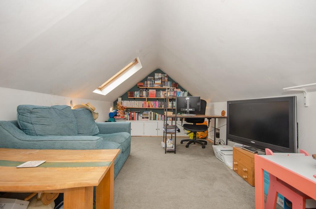 Loft room.jpg