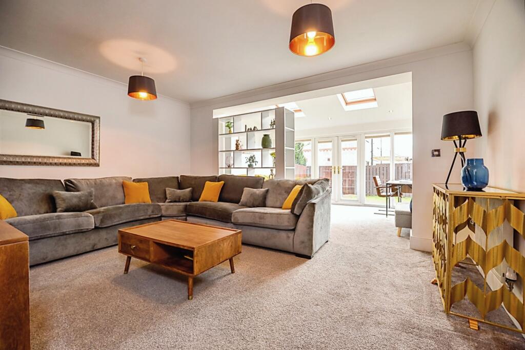 Lounge/Family/Games