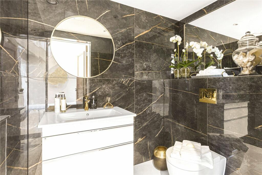 Plot 1 (Showhome)