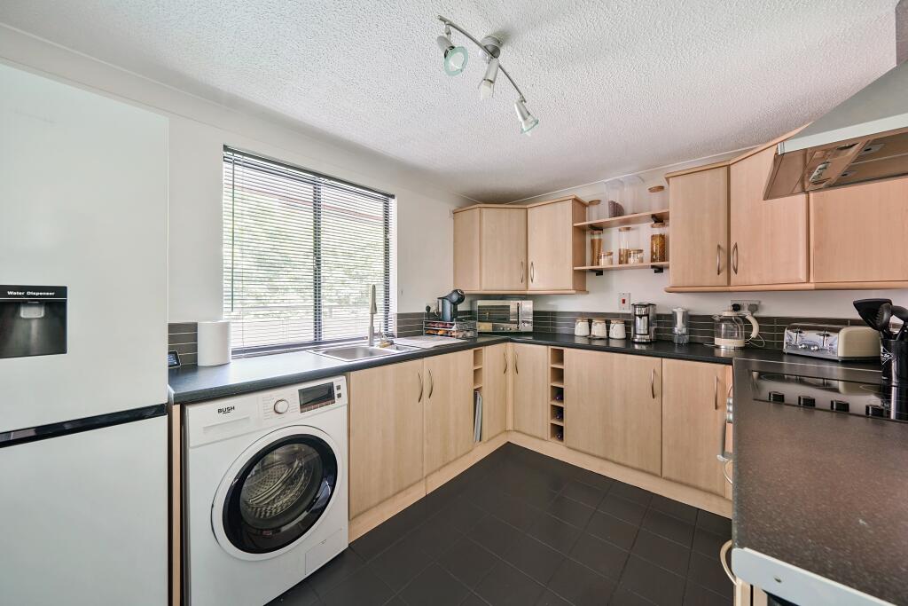 1315385-2-685c04b3e2