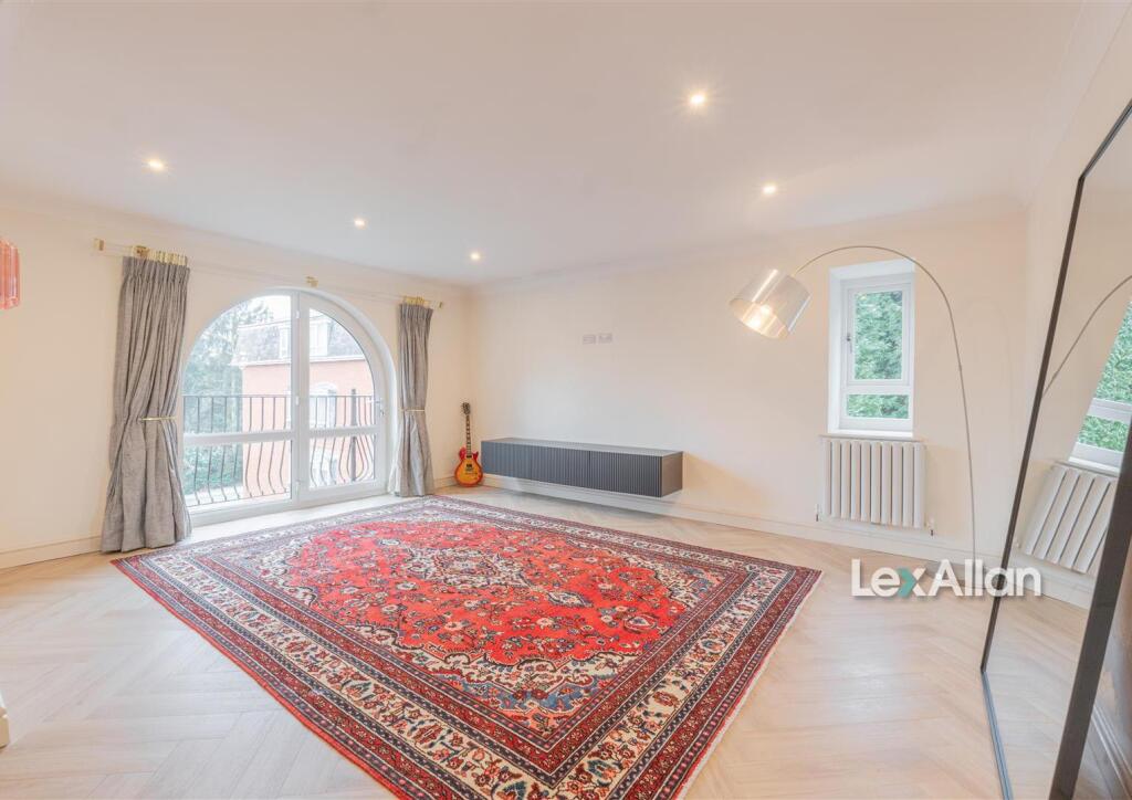 Oldnall Road Kidderminster