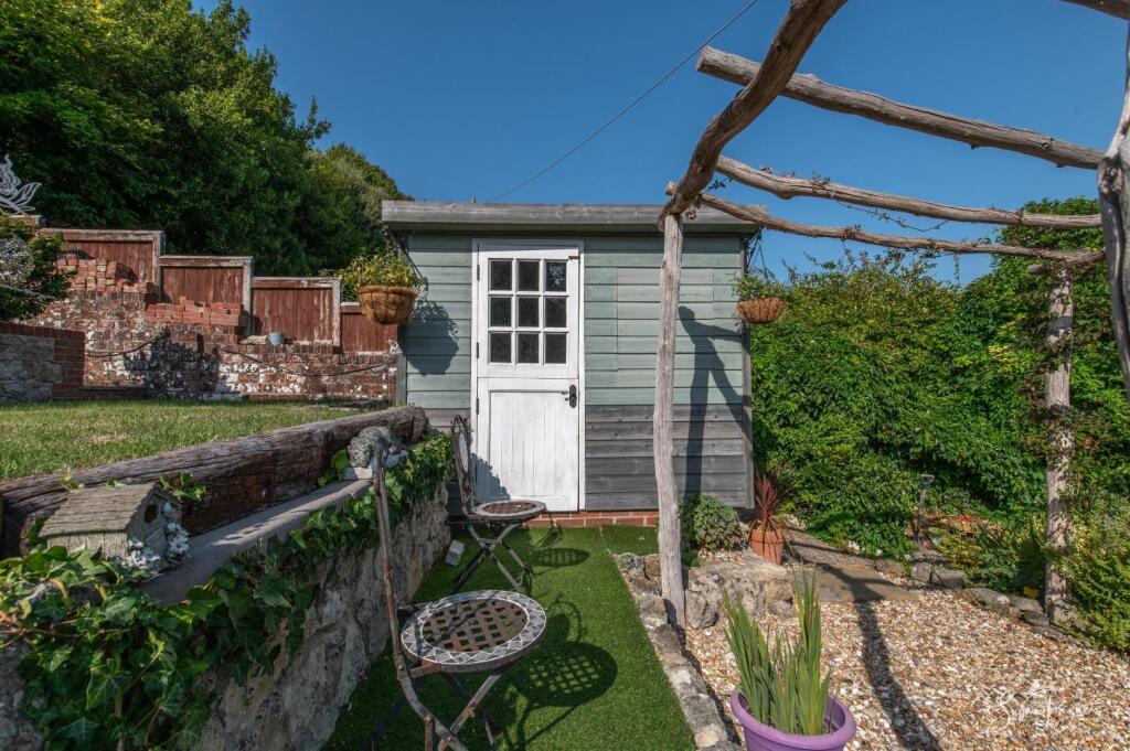 56 Clatterford Road-28.jpg