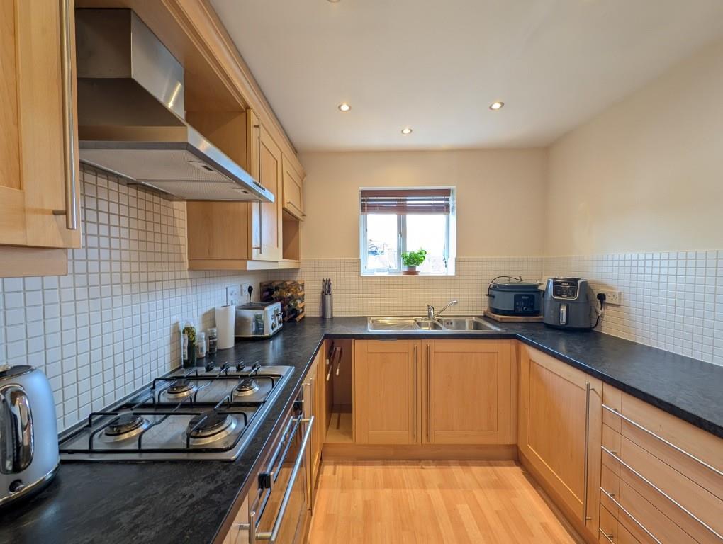 Kitchen B.jpg