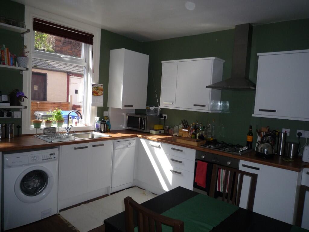 Rushdale Avenue, Sheffield, S8