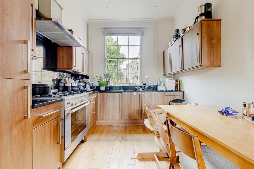 Amwell Street (9).jpg