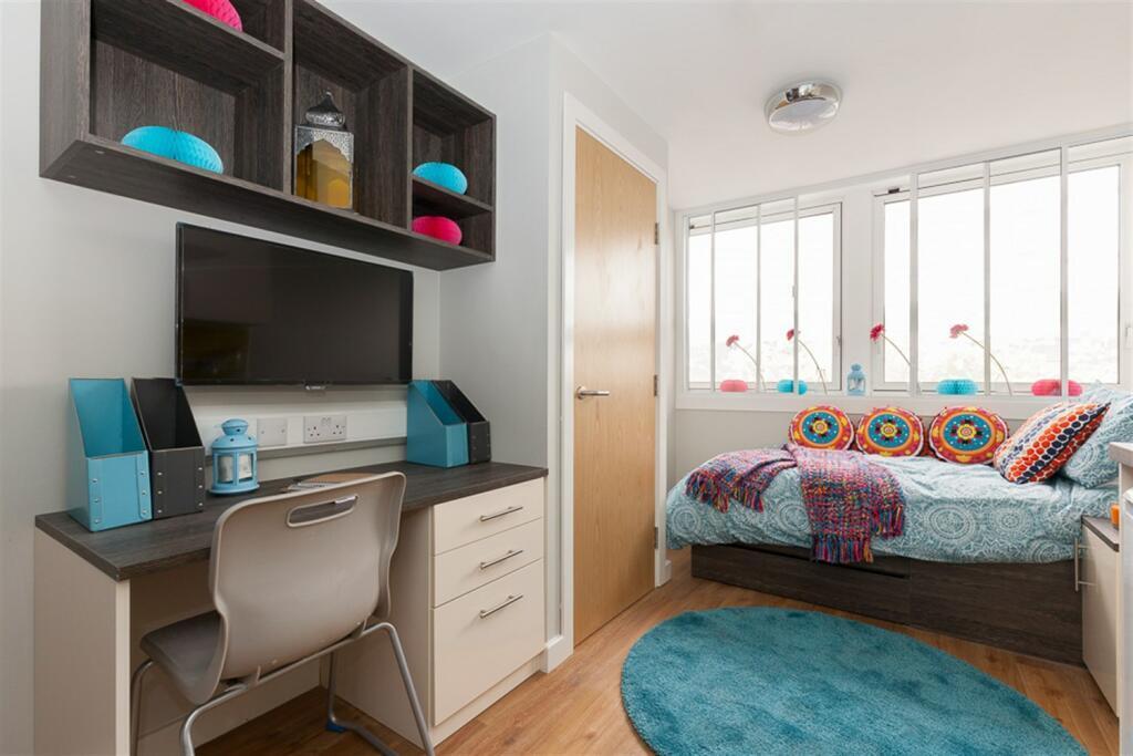 Hounds Gate, Nottingham, NG1 6BB