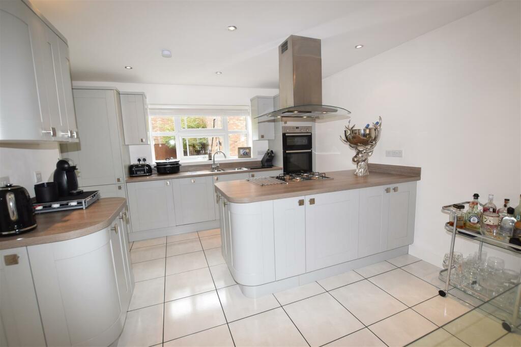KITCHEN AREA PHOTO