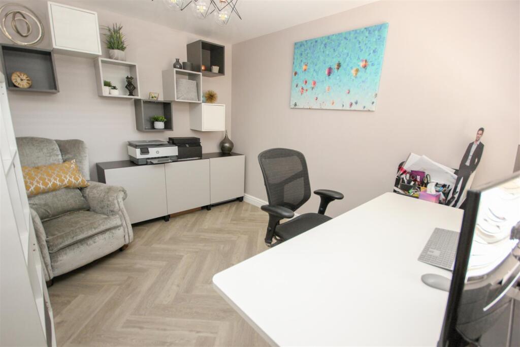 Office..jpg