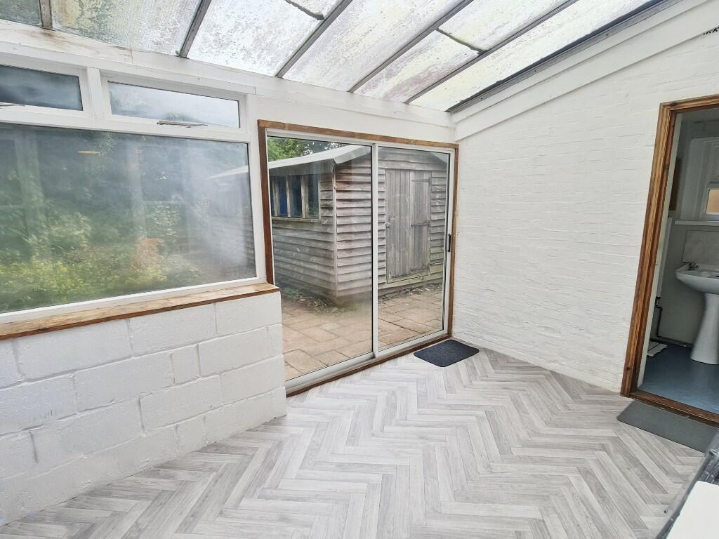 Conservatory Lean-to