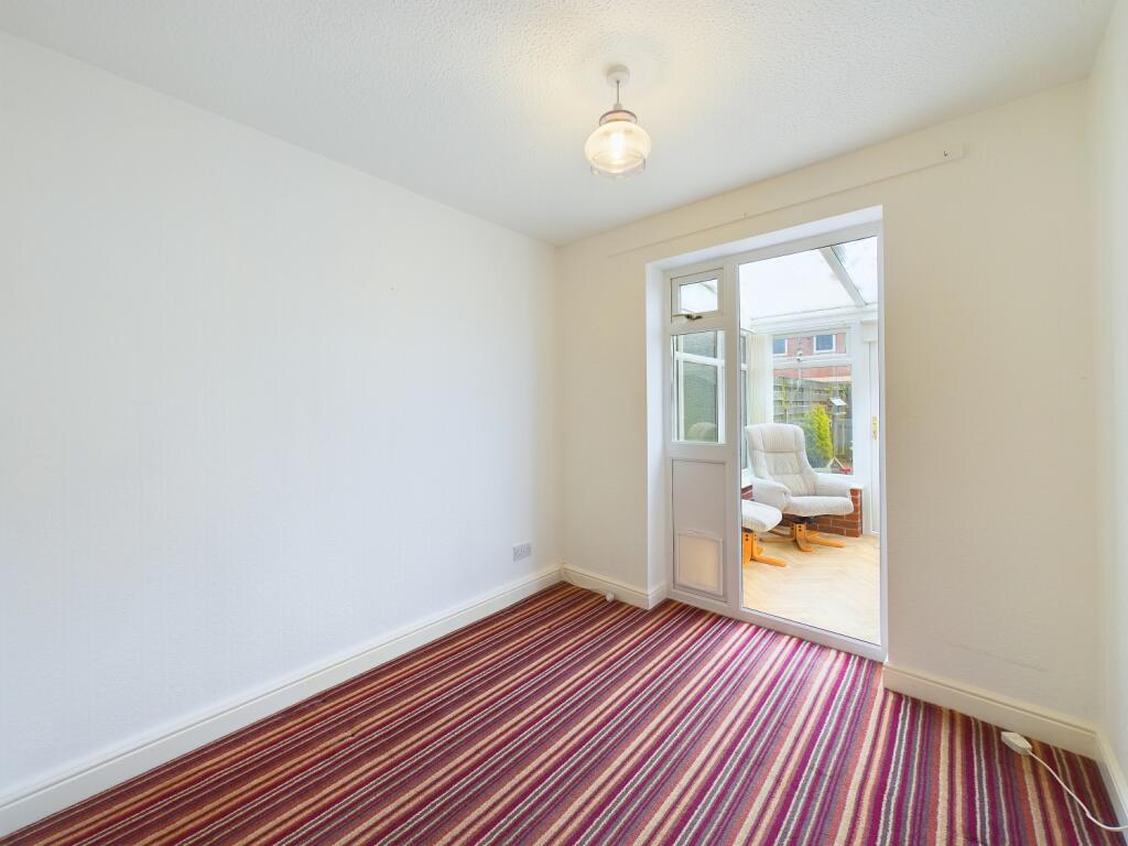 26 Barbican Mews - Bedroom2