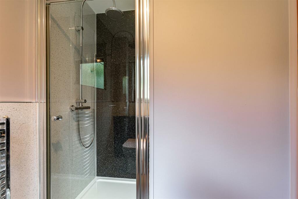 7 Hillside Drive Galashiels 41.JPG