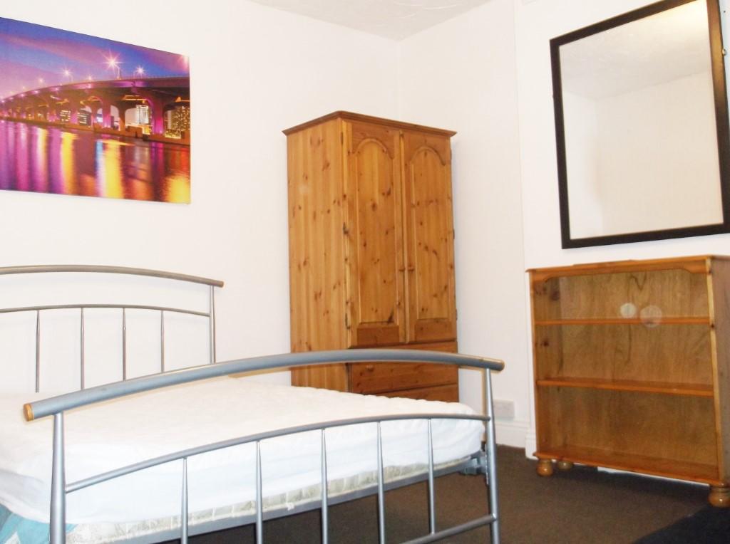 5 double beds