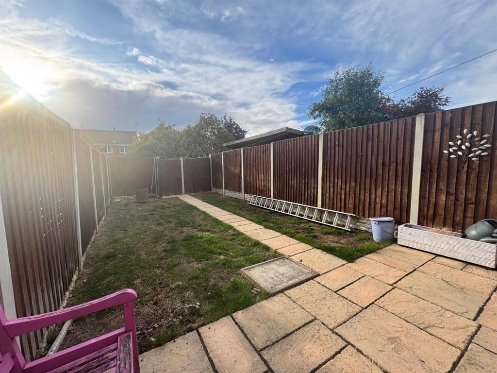 Garden 3.jpg