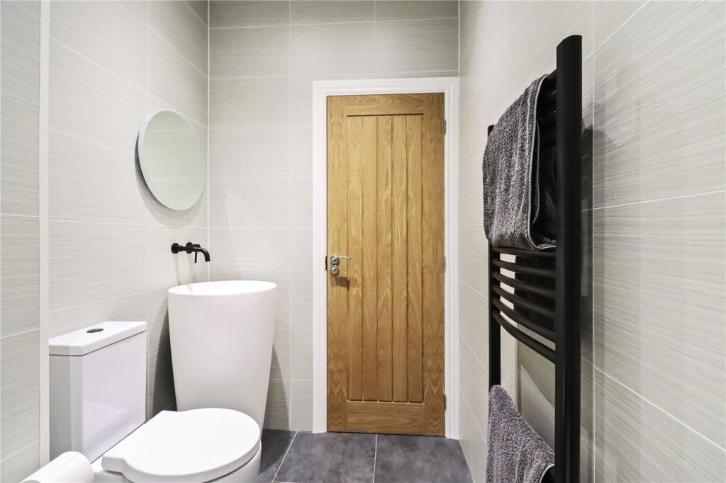 Ensuite