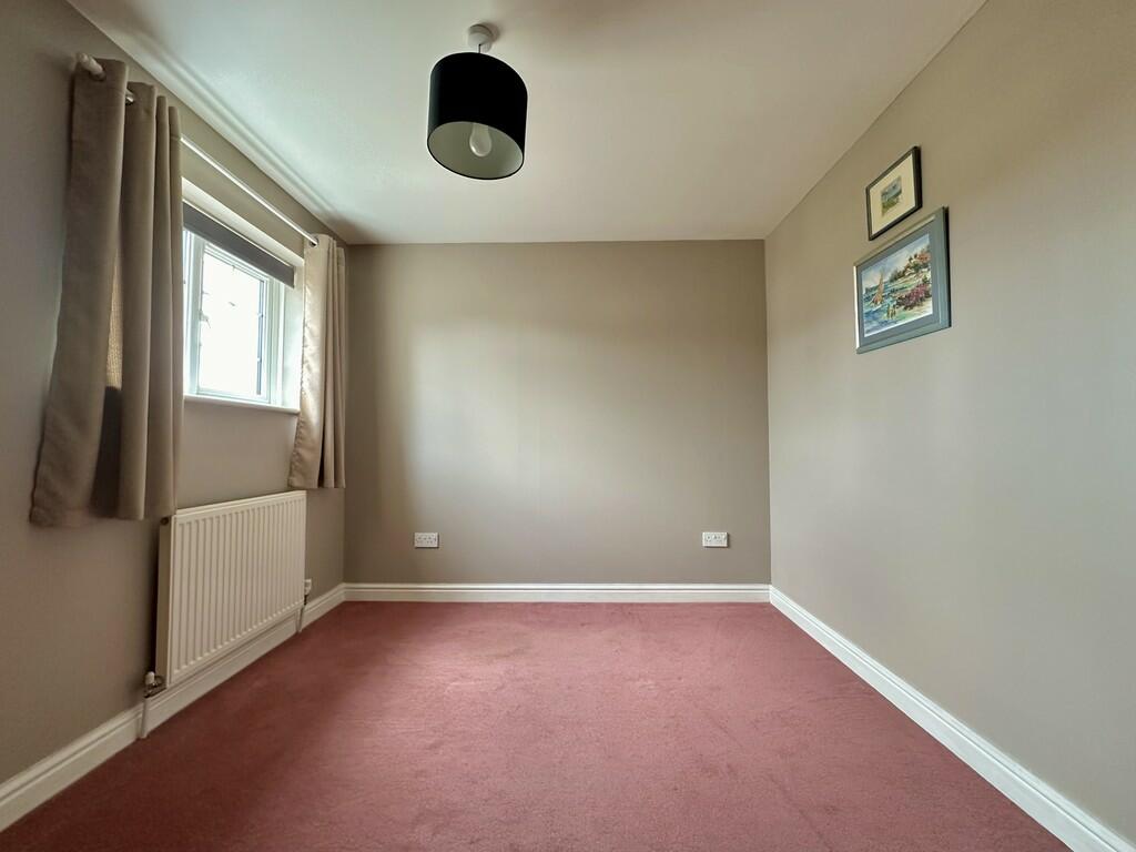 39. 4A Mill Road,...