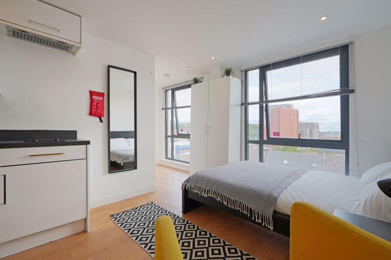 Studio Apartment