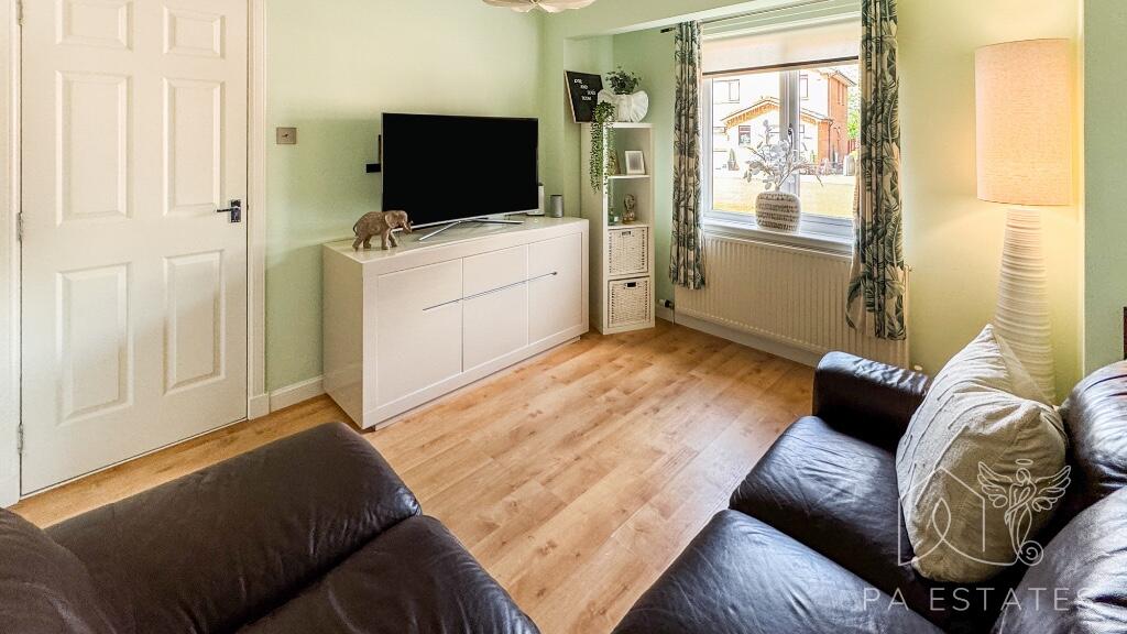 Sitting room.