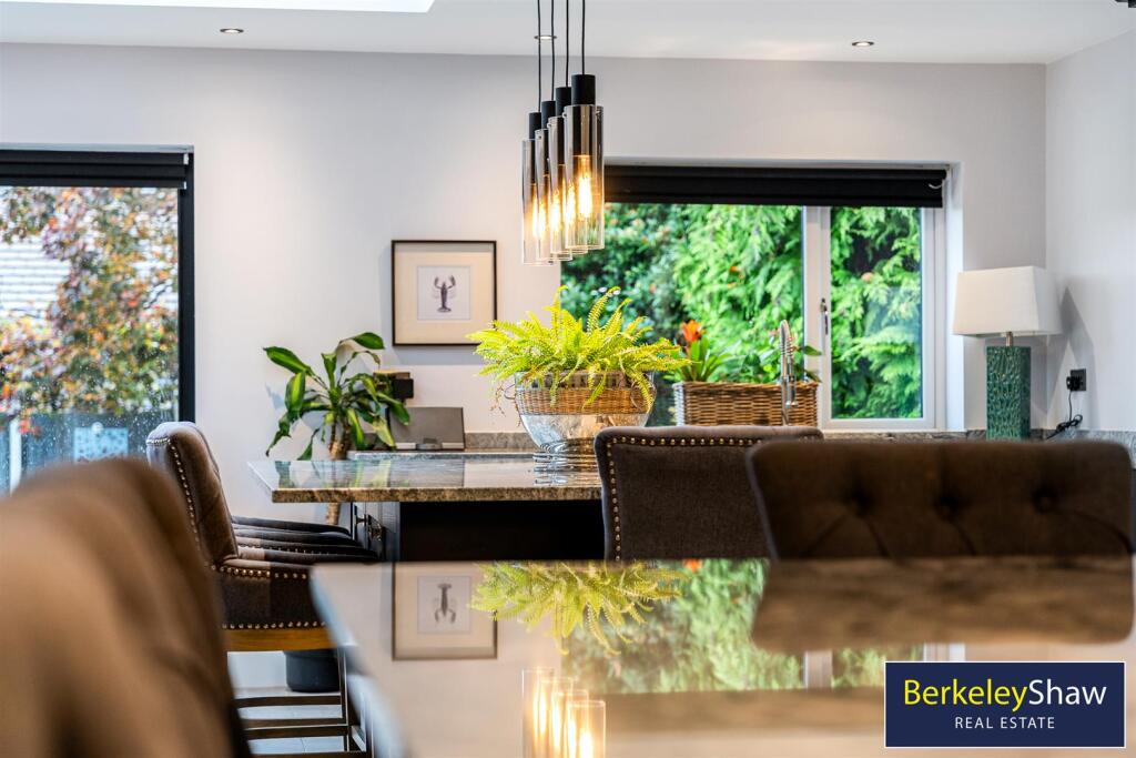 Kitchen/Living/Dining