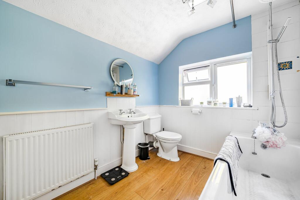 Bathroom (2)