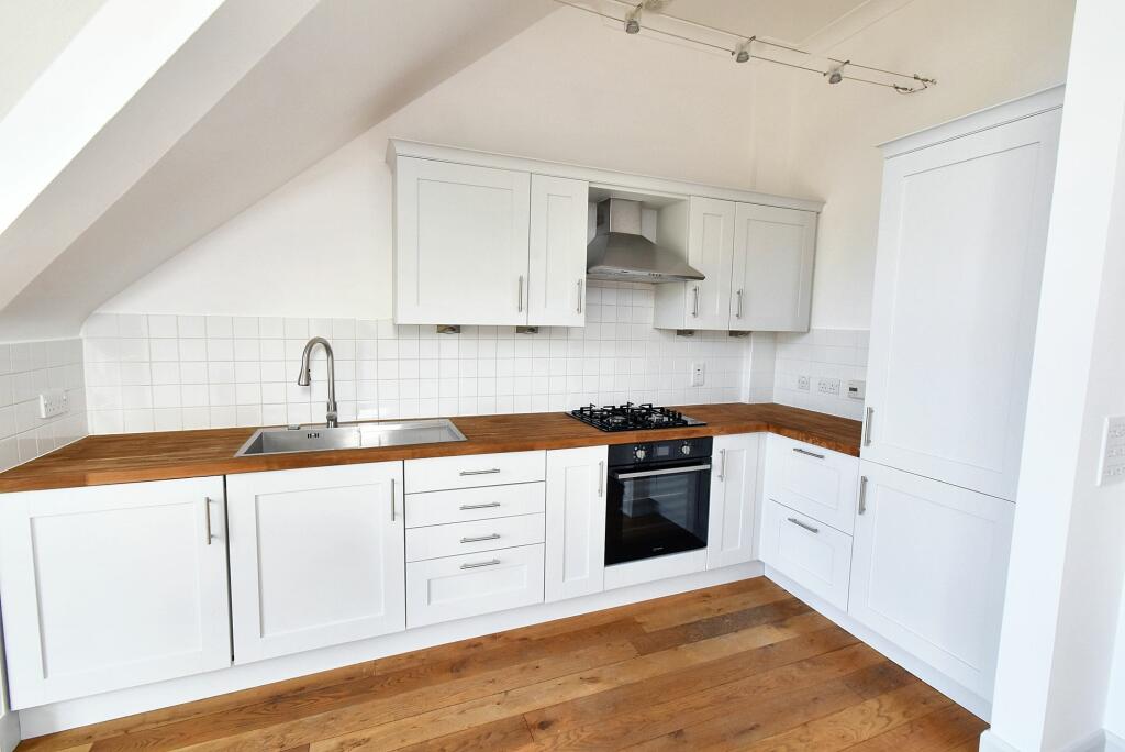 Kitchen/Living Area