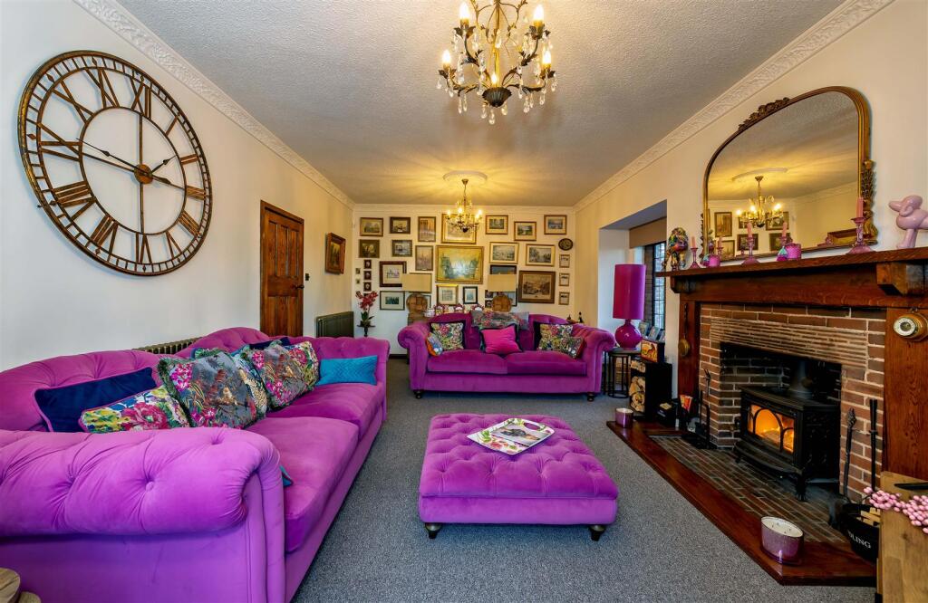 Lounge 1.1 SAPL3802-20251125-DxO_DeepPRIME XD2s.jp