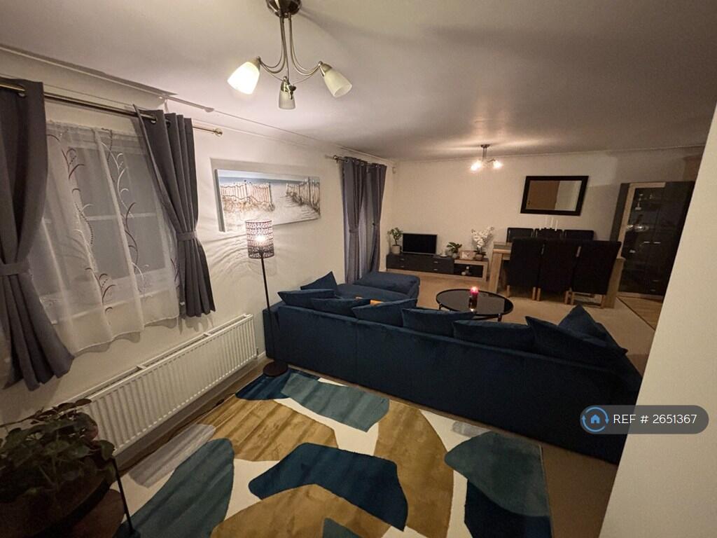 Lounge 4