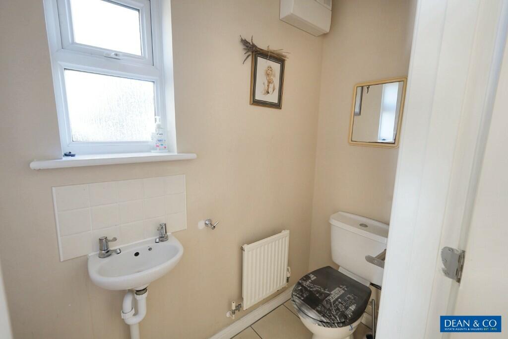 Cloak room