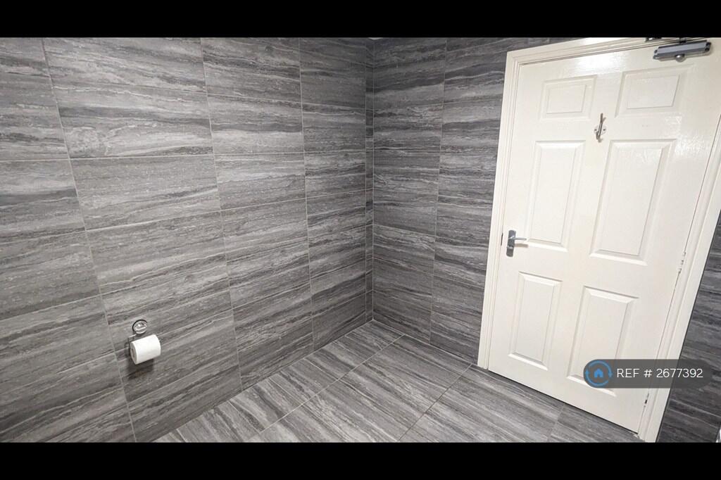 Top Floor Bathroom