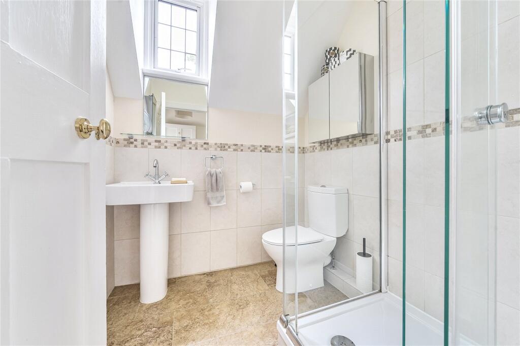 En Suite Shower Room