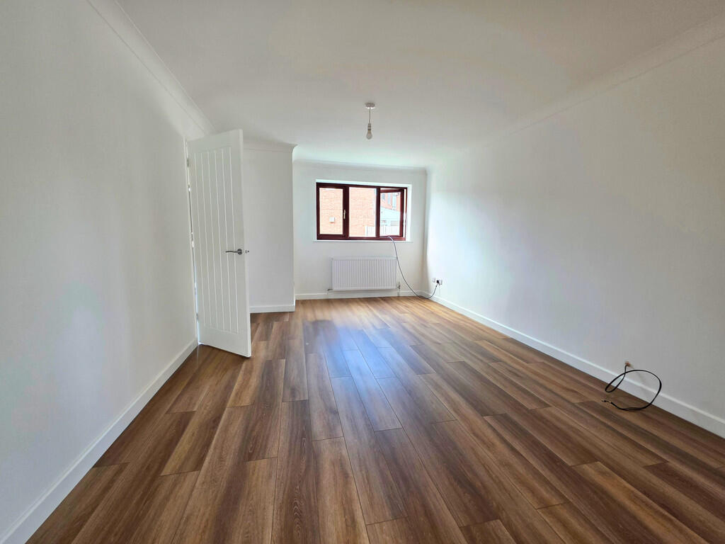 cc702638-d868-44d...