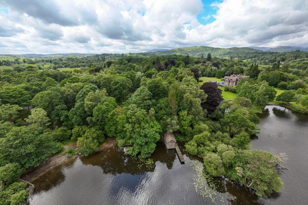 Private Jetty and Boathouse