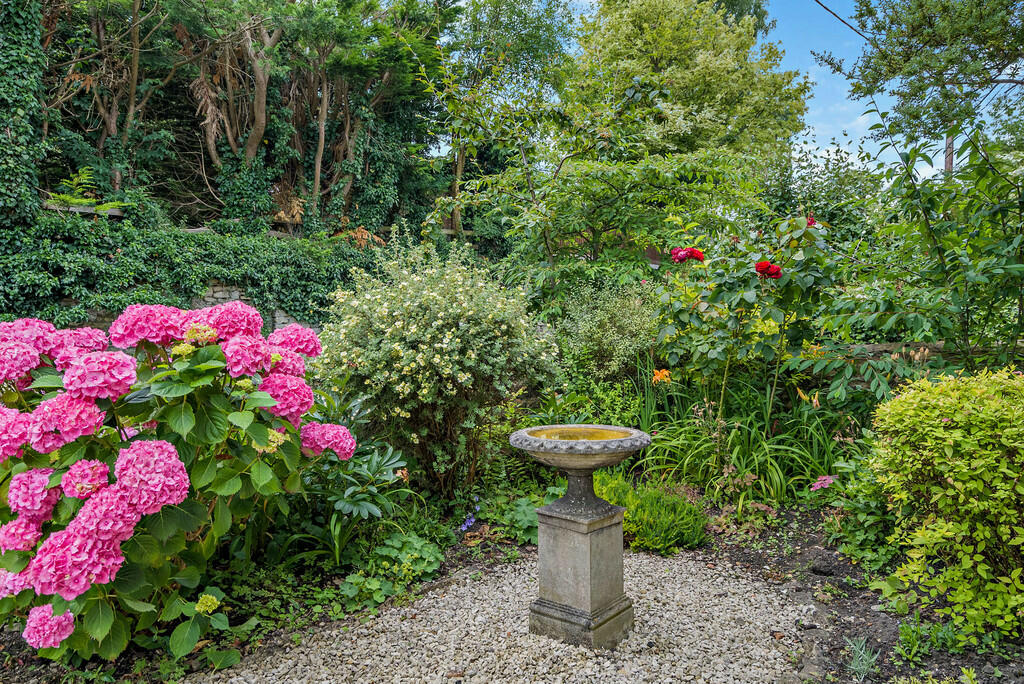 8610134-exterior4...