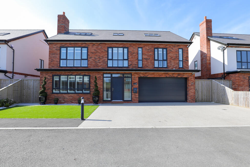 Greenfields, Ormskirk, L39