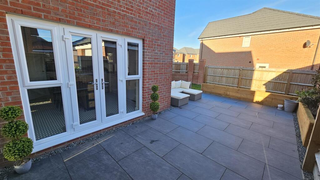 Dunsmore Avenue, Bingham