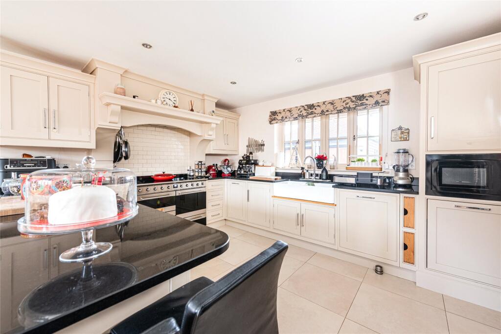 Kitchen/Breakfast